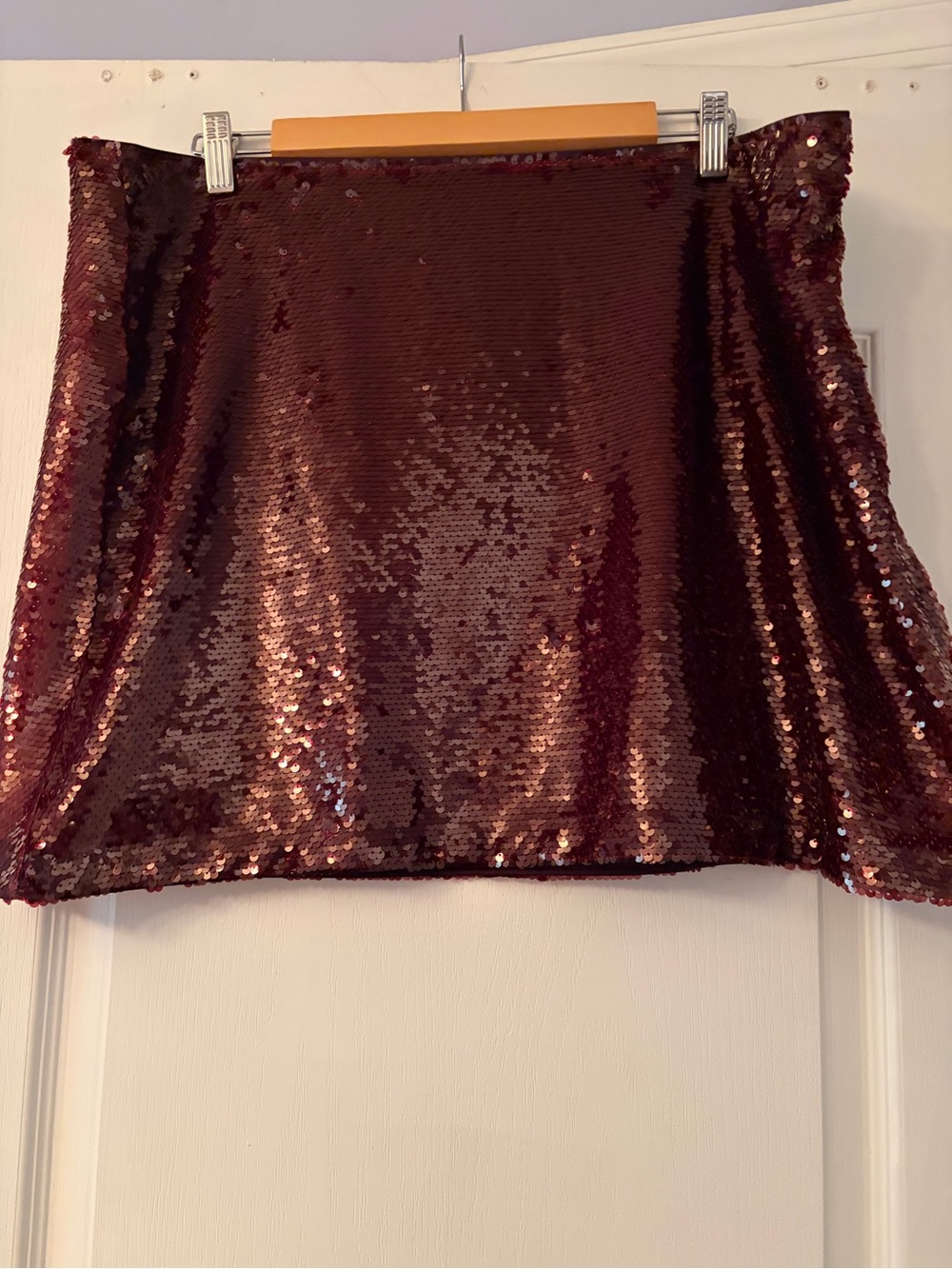 H&M Burgundy Sequin Mini Skirt